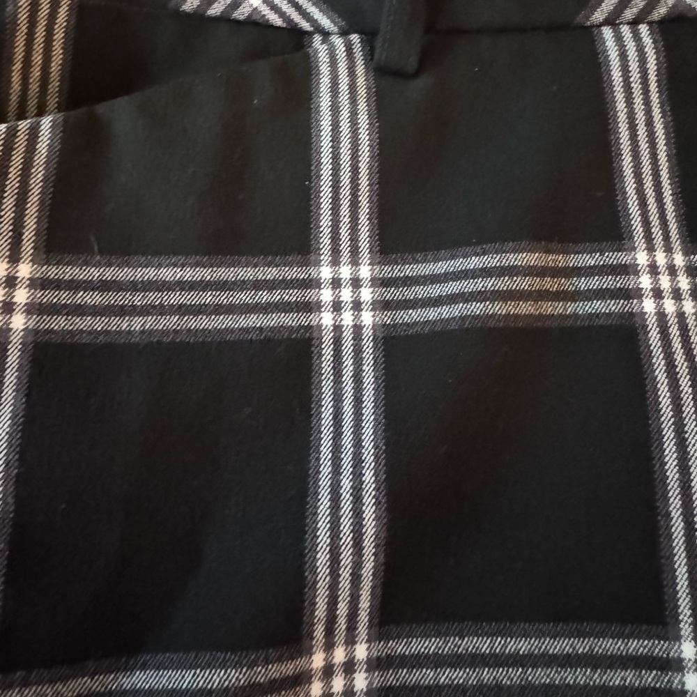 Express “Editor” Black and White Plaid Pants Slacks Size 4R - Picture 11 of 12